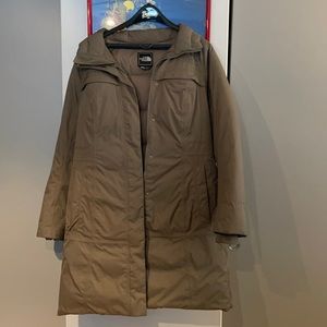 North face down **In excellent condition